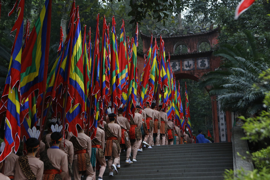 Đền Hùng tại Phú Thọ