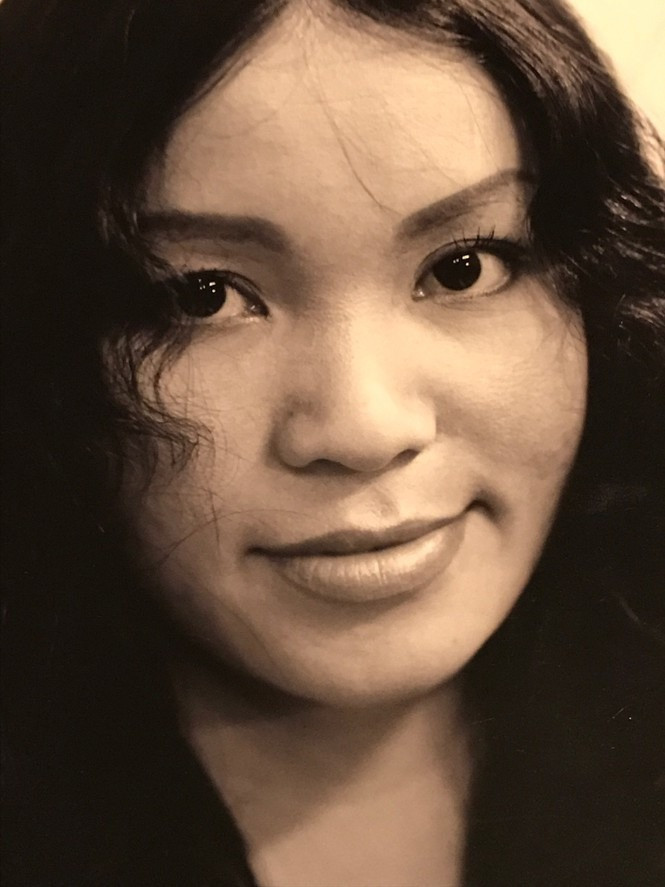 Bên kia bờ ảo vọng