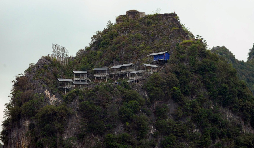 Dự án thang máy ngắm cảnh tham quan di tích Đồn Cao (huyện Đồng Văn, tỉnh Hà Giang) Ảnh: Xuân Tùng 