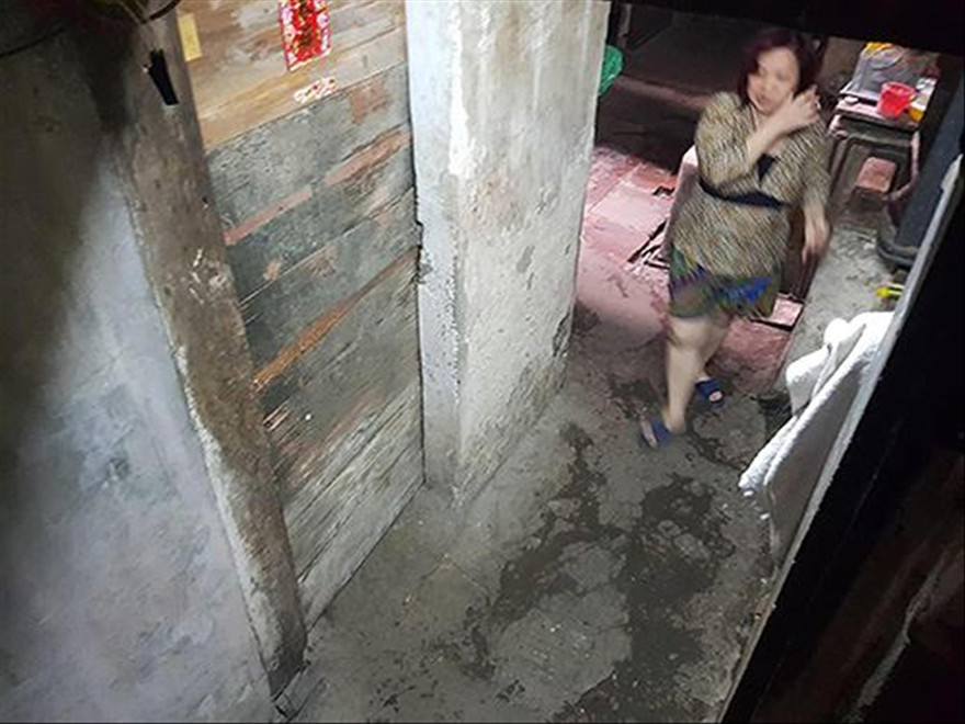 Cuộc sống chật chội bên trong ngôi nhà số 47 Hàng Bạc 
