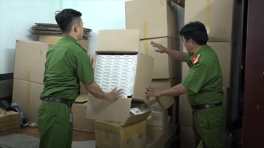 Công an kiểm tra các cơ sở sản xuất tân dược, thực phẩm chức năng giả 