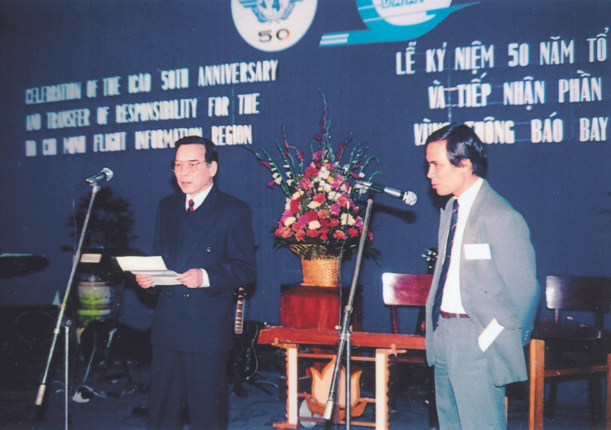 Cố Thủ tướng Phan Văn Khải (thời điểm đó là Phó Thủ tướng) phát biểu tại Lễ kỷ niệm 50 năm Tổ chức ICAO và tiếp nhận phần phía Nam FIR Hồ Chí Minh, tháng 12/1994