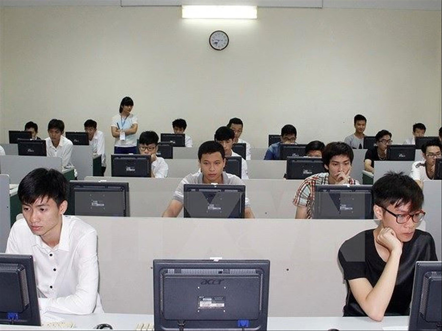 Lao động muốn sang Hàn Quốc làm việc phải trải qua thi tuyển do Trung tâm lao động ngoài nước phụ trách 