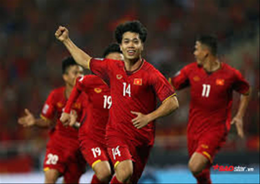 Cuộc đối đầu giữa Công Phượng và Songkrasin tại King’s Cup thu hút sự chú ý của người hâm mộ. Ảnh: PV  