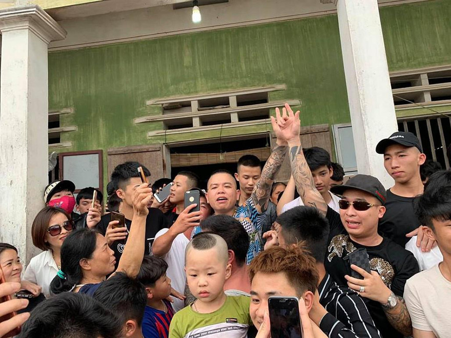 Một số “giang hồ mạng” được chào đón ở Hưng Yên vừa qua. Ảnh: FC