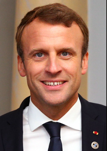 Tiết chế khát vọng quyền lực