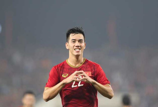 Tiến Linh từng bị mẹ cấm đá bóng