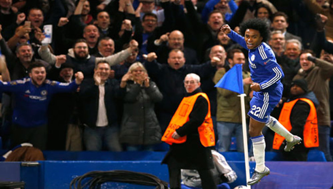 Willian ghi bàn thắng ấn định tỷ số 2-0 cho Chelsea. Ảnh: Reuters.