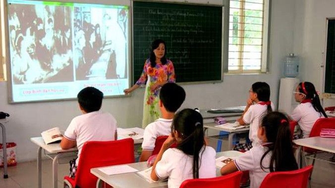 Môn Lịch sử hấp dẫn hơn nếu được giảng dạy kèm hình ảnh sống động.