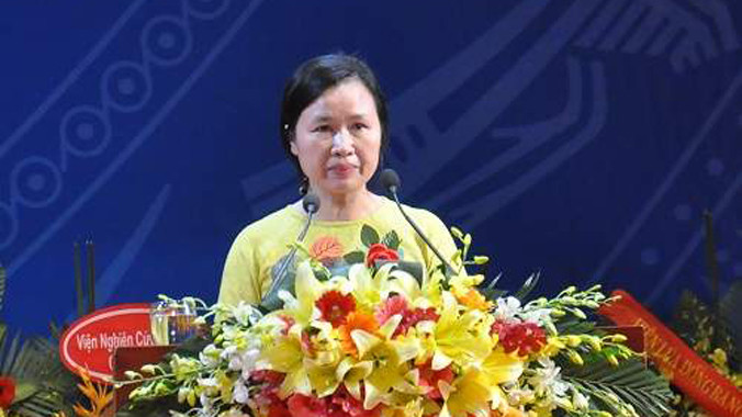 Nữ giáo sư kể chuyện nhịn đói đi học