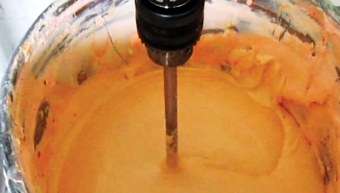 Hàng loạt mỹ phẩm được chế từ hóa chất như thế này.