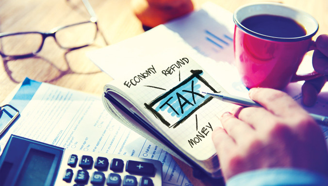 Việc tăng thuế TTĐB gấp gáp sẽ gây khó khăn nghiêm trọng cho các doanh nghiệp, xáo trộn thị trường và kích thích các hoạt động buôn rượu lậu, hàng giả, hàng nhái, hàng trốn thuế.