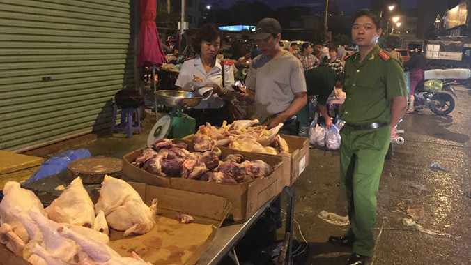 Thu gần 100 kg tim lợn thối