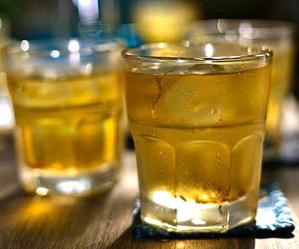 Vì sao nàng Bạch Tuyết thoát hiểm?