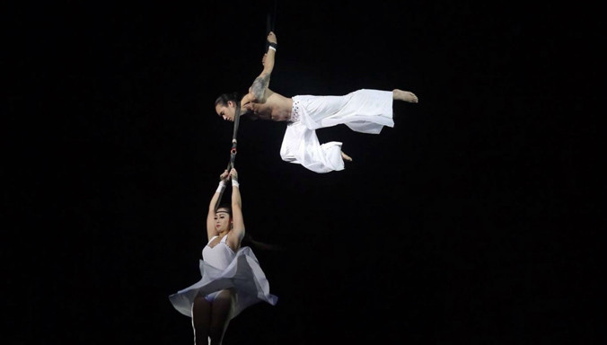 Ê kíp “Sông trăng” hứa hẹn chỉnh sửa, hoàn thiện hơn nữa. Ảnh: LĐX.