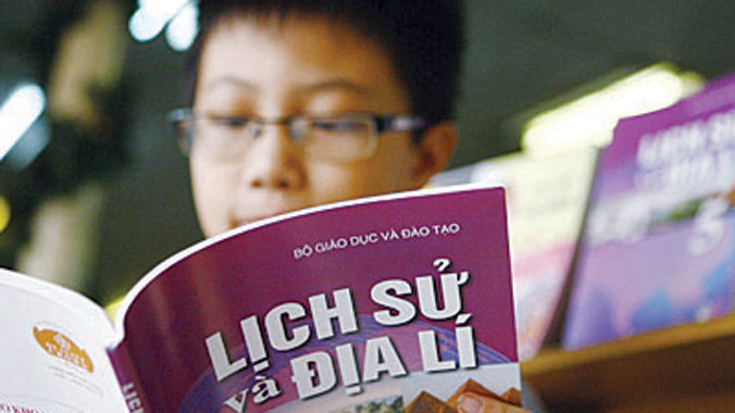 Giữ môn Lịch sử, tinh giản 10% biên chế