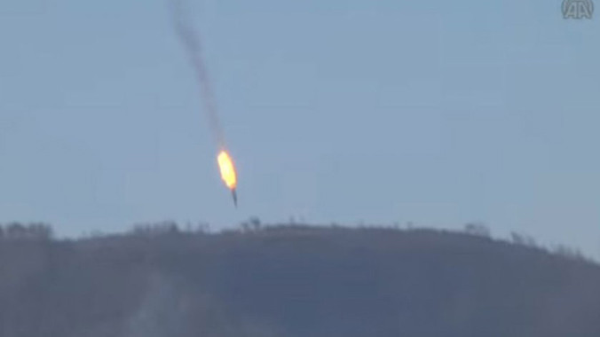 Máy bay Su-24 bị bắn rơi. Ảnh: Anadolu Agency.