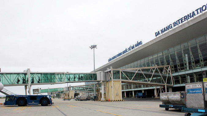 Do để xảy ra nhiều vi phạm trong việc triển khai, thực hiện Dự án APIS, Giám đốc Lê Văn Nguyện đã bị Cục Hàng không Việt Nam kỷ luật bằng hình thức khiển trách.