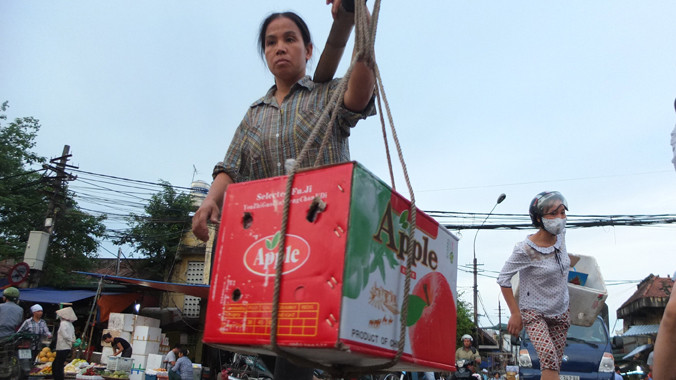 Theo Bộ Tài chính, nợ công năm 2014 là 59,6% (số liệu báo cáo QH ngày 18/5). Ảnh: Đức Huy.