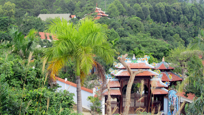 Biệt phủ ông Ngô Văn Quang lại làm dậy sóng dư luận.