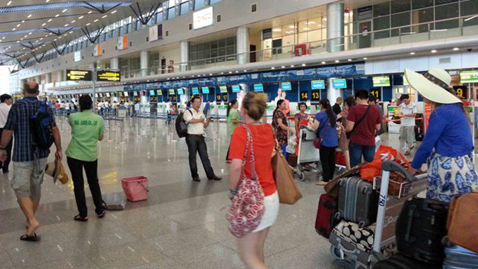 Cục Hàng không Việt Nam đã phát hiện ra nhiều sai sót trong công tác đấu thầu tại Cảng vụ Hàng không miền Trung. Ảnh: Hồng Vĩnh.