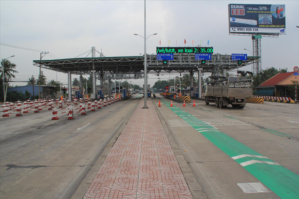 Trạm BOT Cai Lậy trước ngày thu phí trở lại.