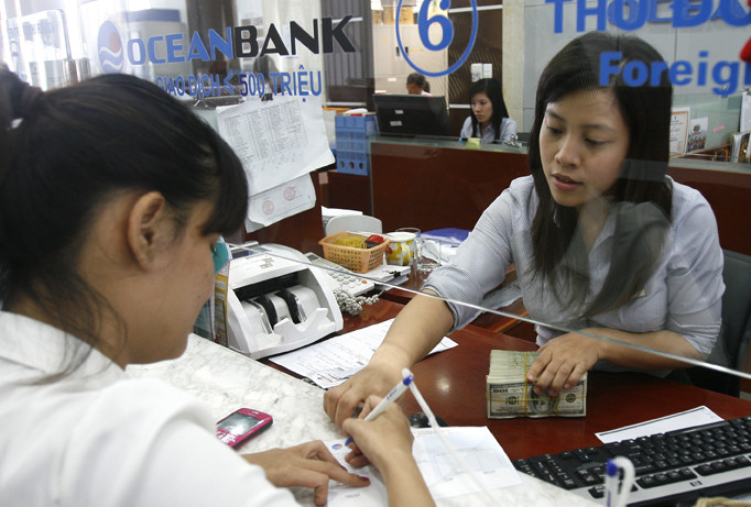 “Không thể cứ có tiền thì được làm ngân hàng”