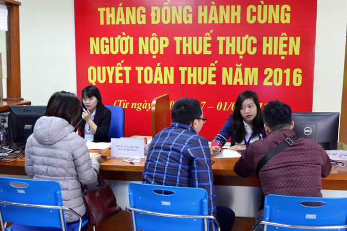 Đề xuất tăng thuế của Bộ Tài chính vẫn chưa thuyết phục được các chuyên gia và nhiều người dân. Ảnh: MOF.