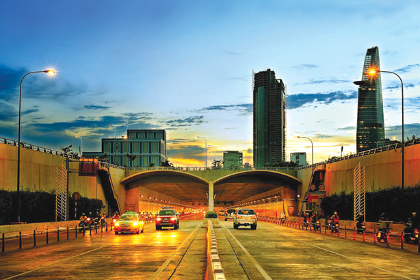 Hầm chui Thủ Thiêm, TPHCM. Ảnh: Hồng Vĩnh.