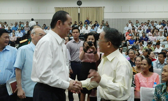 Chủ tịch nước Trần Đại Quang tiếp xúc cử tri sáng 1/12.