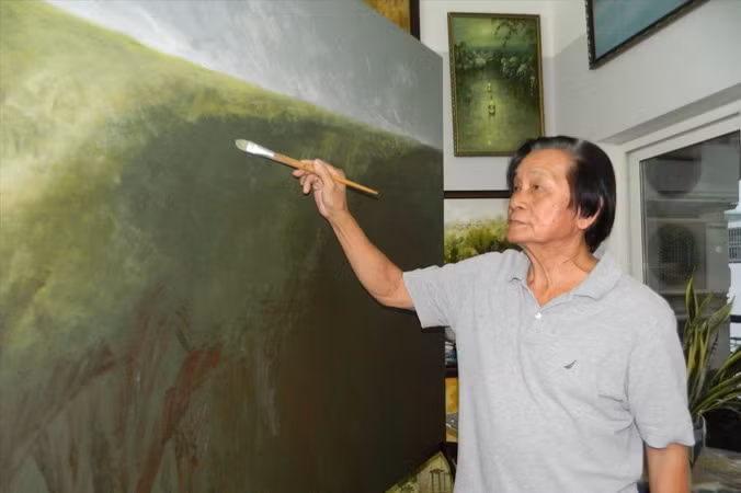 Họa sỹ Trang Phượng.