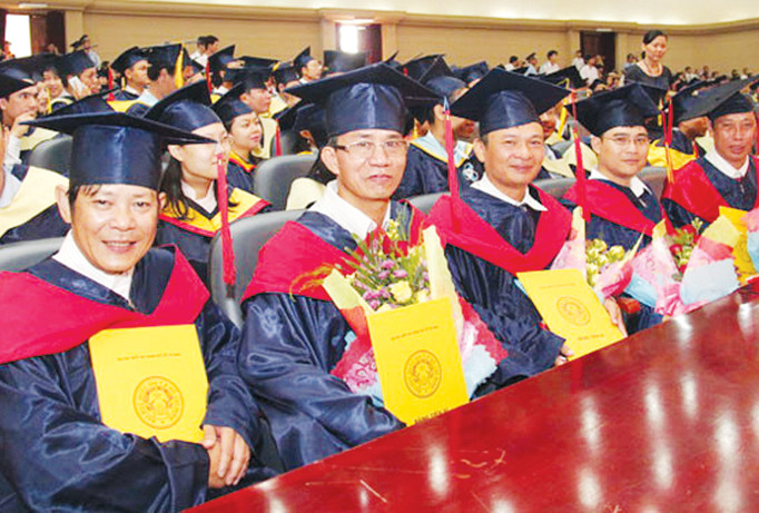 Khủng hoảng niềm tin chất lượng tiến sĩ