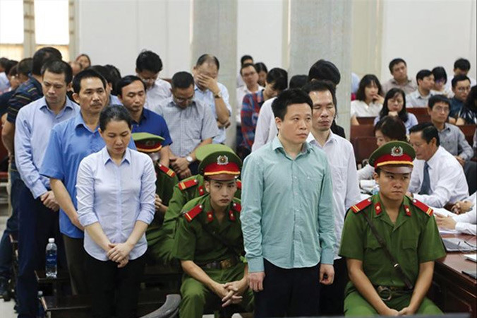 Từ 1/1/2018, tội “Cố ý làm trái...” được cụ thể bằng nhiều tội danh khác.