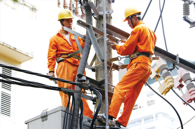 Bộ Tài chính cho rằng, những khoản hạch toán sai, EVN phải nộp vào ngân sách ngay. Ảnh: Như Ý.