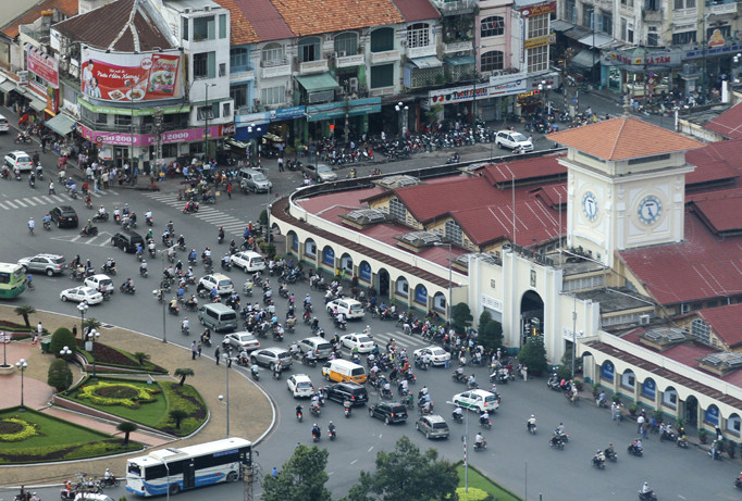 TPHCM đang đề xuất thu phí đối với ô tô vào trung tâm thành phố. Ảnh minh họa: Như Ý.