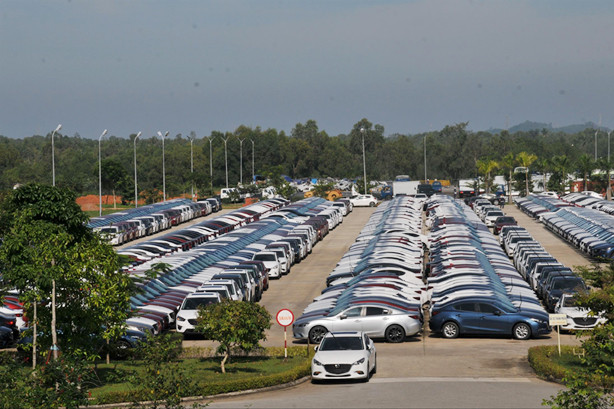 Nợ thuế ngành hải quan tăng do ấn định thuế từ công tác kiểm tra sau thông quan, nhất là lĩnh vực ô tô nhập khẩu. Ảnh: Tuấn Nguyễn.