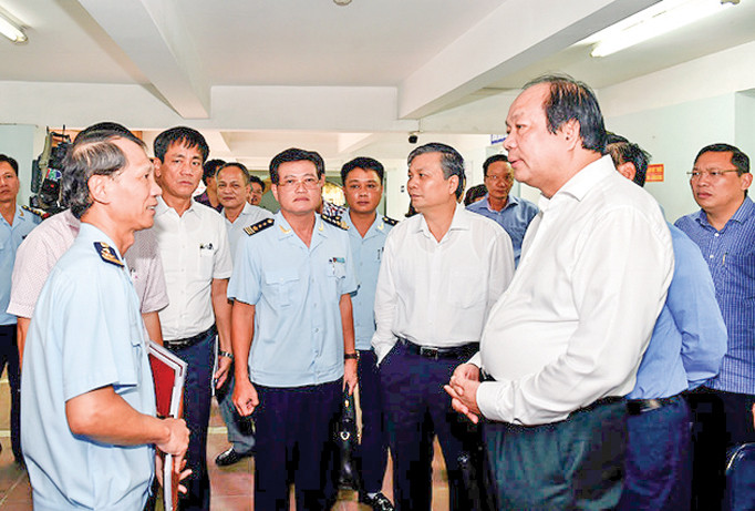 Tuyên chiến với “rừng” thủ tục kiểm tra chuyên ngành