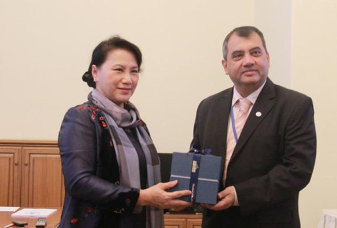 Chủ tịch Quốc hội gặp Chủ tịch Liên minh Nghị viện thế giới