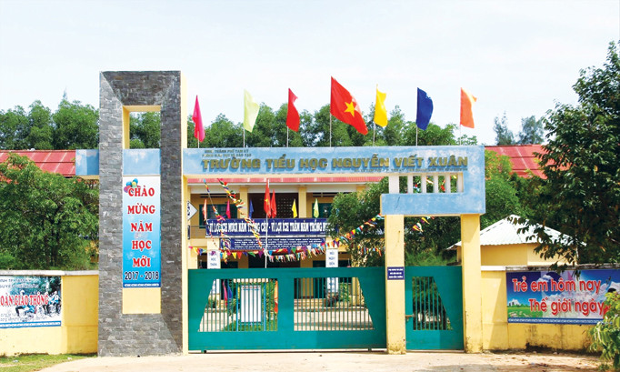 Trường Tiểu học Nguyễn Viết Xuân.