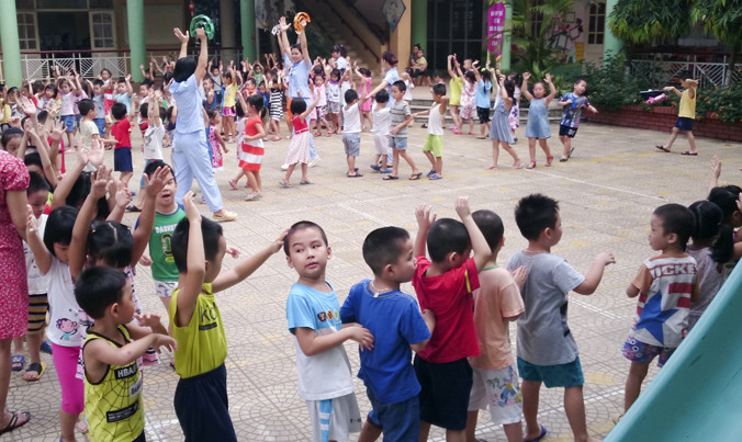 Với những trường mầm non quá tải, các trường sẽ tiến hành bốc thăm để tuyển. Ảnh: Như Ý.