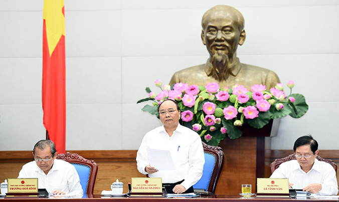 Thủ tướng chủ trì Hội nghị trực tuyến về Cải cách thủ tục hành chính. Ảnh: Luân Dũng.