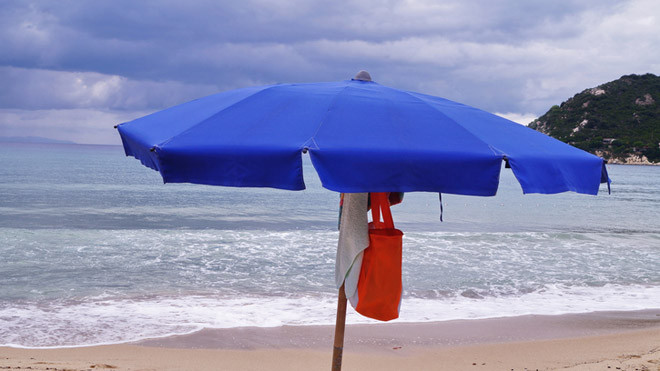 Đi du lịch gặp mưa được đền tiền