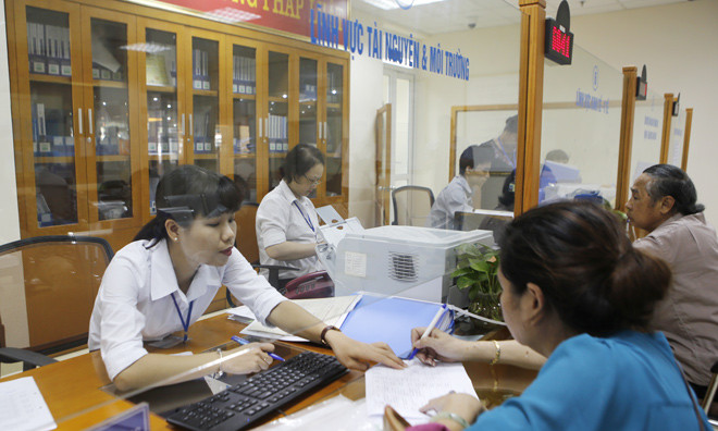 Cải cách hành chính sẽ là nhiệm vụ sống còn của Hà Nội trong việc lọt top 10 năng lực cạnh tranh cấp tỉnh. Ảnh: Như Ý.