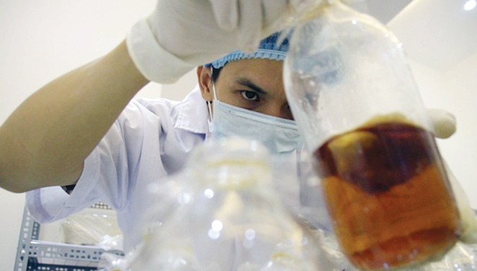 Dù sở hữu khối tài sản tiền tỷ, nhưng không lúc nào chàng trai 9X Kim Lai lại bỏ qua công việc nghiên cứu. Ảnh: Nhân vật cung cấp