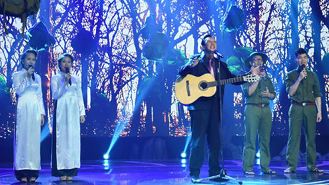 Thế Hiển tái xuất thành công khi “Hát về anh”.