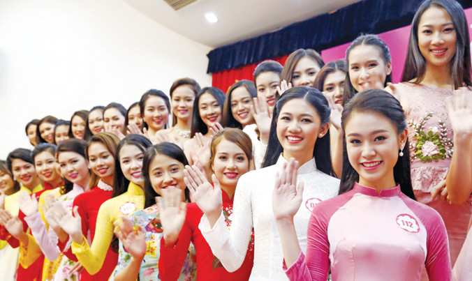 32 thí sinh vào chung khảo phía Bắc. Ảnh: Hồng Vĩnh.