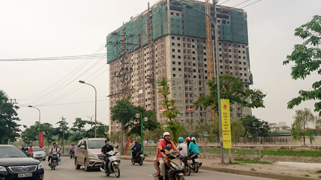 Tòa nhà ở xã hội Đại Kim - Hoàng Mai - Hà Nội trong giai đoạn hoàn thiện. Ảnh: Như Ý.