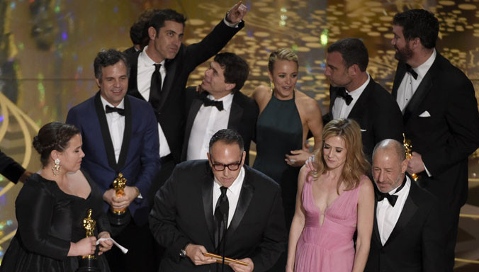 Dàn diễn viên “Spotlight” thành tâm điểm với cú lội ngược dòng đến giải Oscar quan trọng nhất.