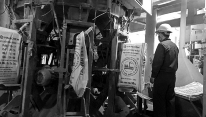 Dây truyền đóng bao hiện đại không gây bụi.