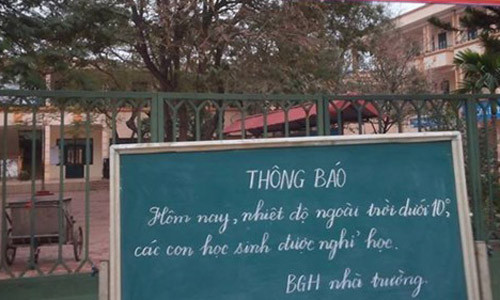 Nghỉ học dài ngày, các trường phải tự co kéo chương trình